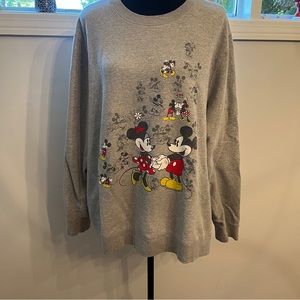 Vintage ‘90s Disney Mickey and Minnie Sweatshirt